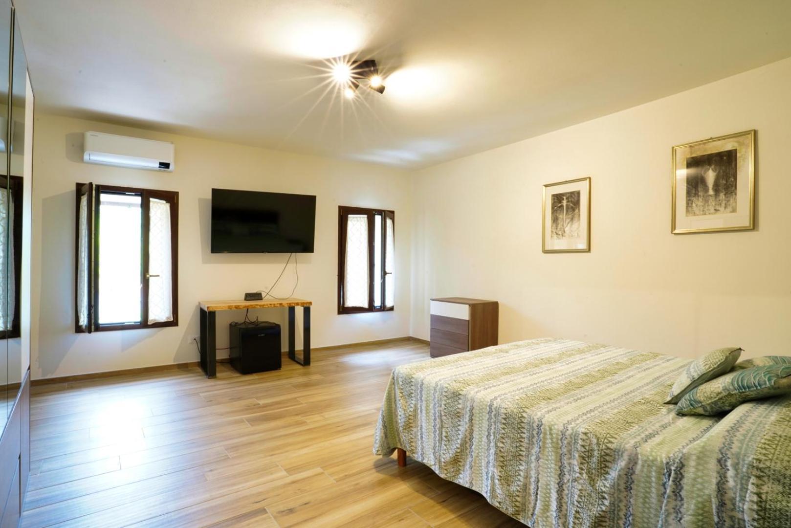 Ca Mandarein Bed and Breakfast Quattro Castella Exterior foto